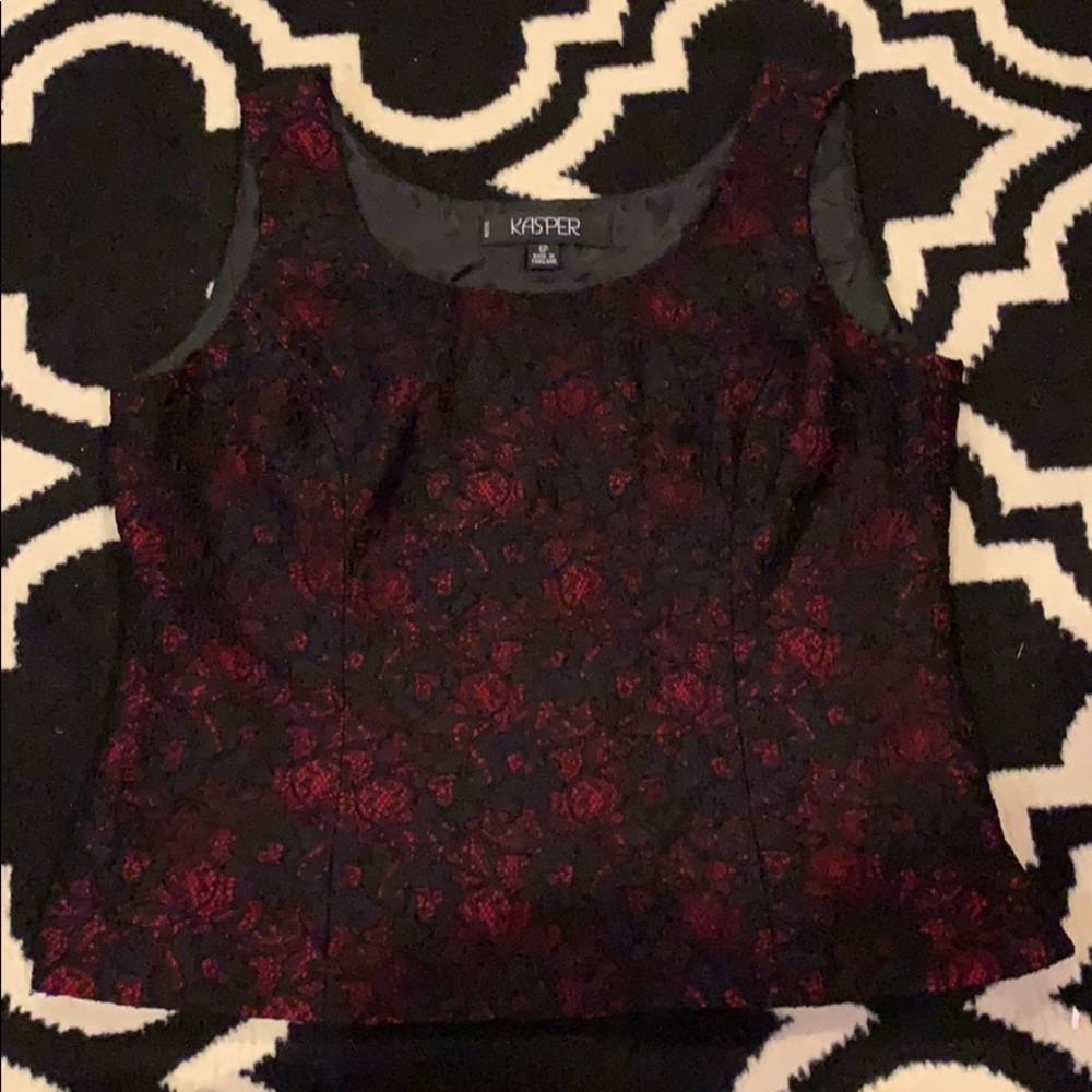 Sleeveless lace top